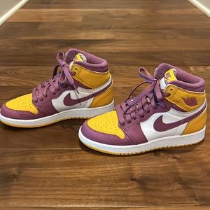 Air Jordan 1 Retro High OG Brotherhood. Like new!